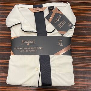 Bombay White and Black Notch Collar Ribbed PJ Set
